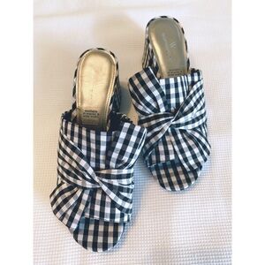 Worthington woman’s open toe plaid mules size 5.5
